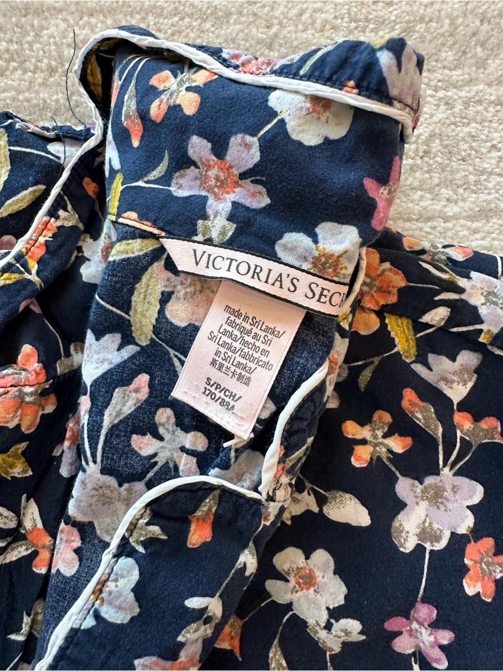 Victoria’s Secret Two Piece Sleep Set - Picture 5 of 6